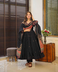 Royal black elastic baloon sleeve pattern anarkali set - Eraya