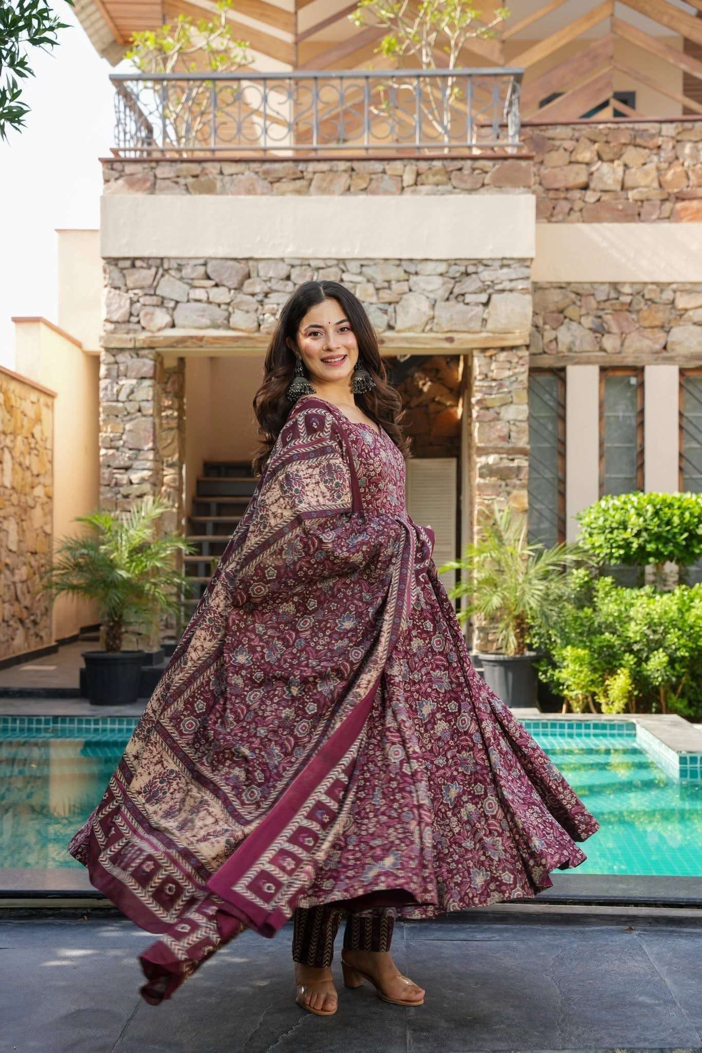Vaidehi cotton anarkali suit (set of 3)
