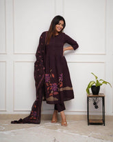 Beautifully crafted cotton kurti set - Eraya