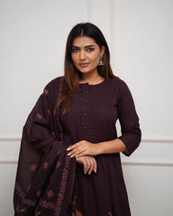 Beautifully crafted cotton kurti set - Eraya