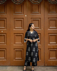 Premium pure-cotton exquisite print and lace work kurti-pant - Eraya