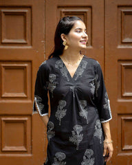 Premium pure-cotton exquisite print and lace work kurti-pant - Eraya