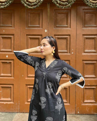 Premium pure-cotton exquisite print and lace work kurti-pant - Eraya