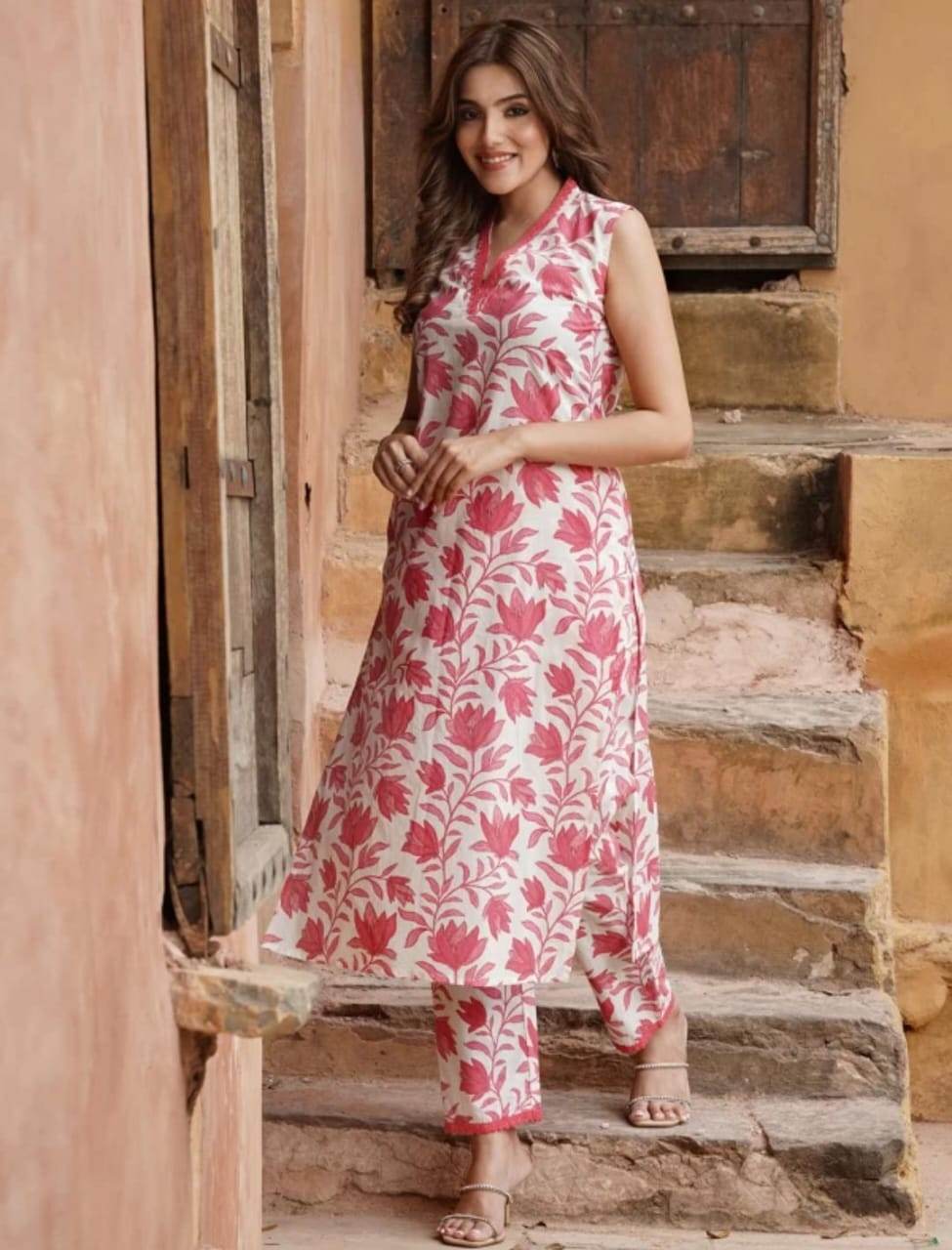 Summer special fine fabric cotton cut sleeves kurti-pant set - Eraya