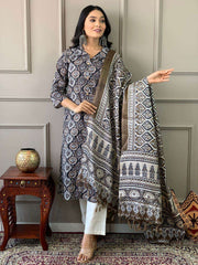 Ajrakh work cotton kurta with cotton pant and silk dupatta - Eraya