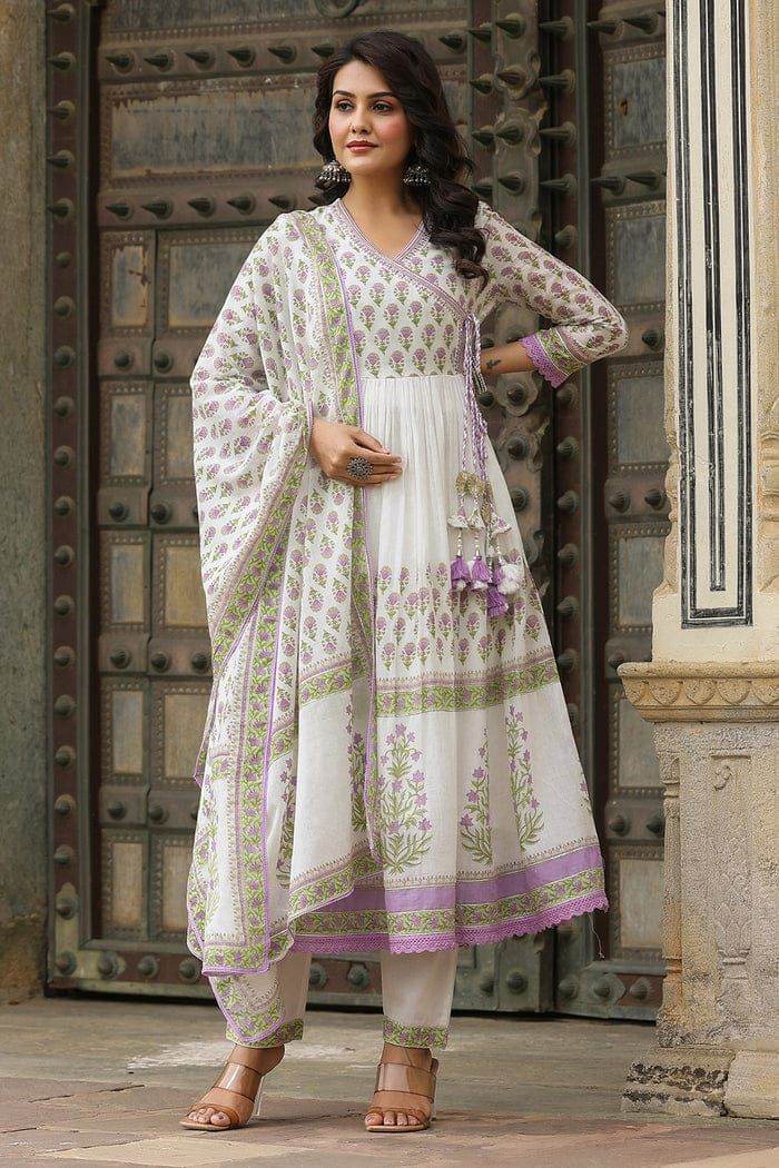 Pure cotton Angarkhi pattern premium kurta set - Eraya