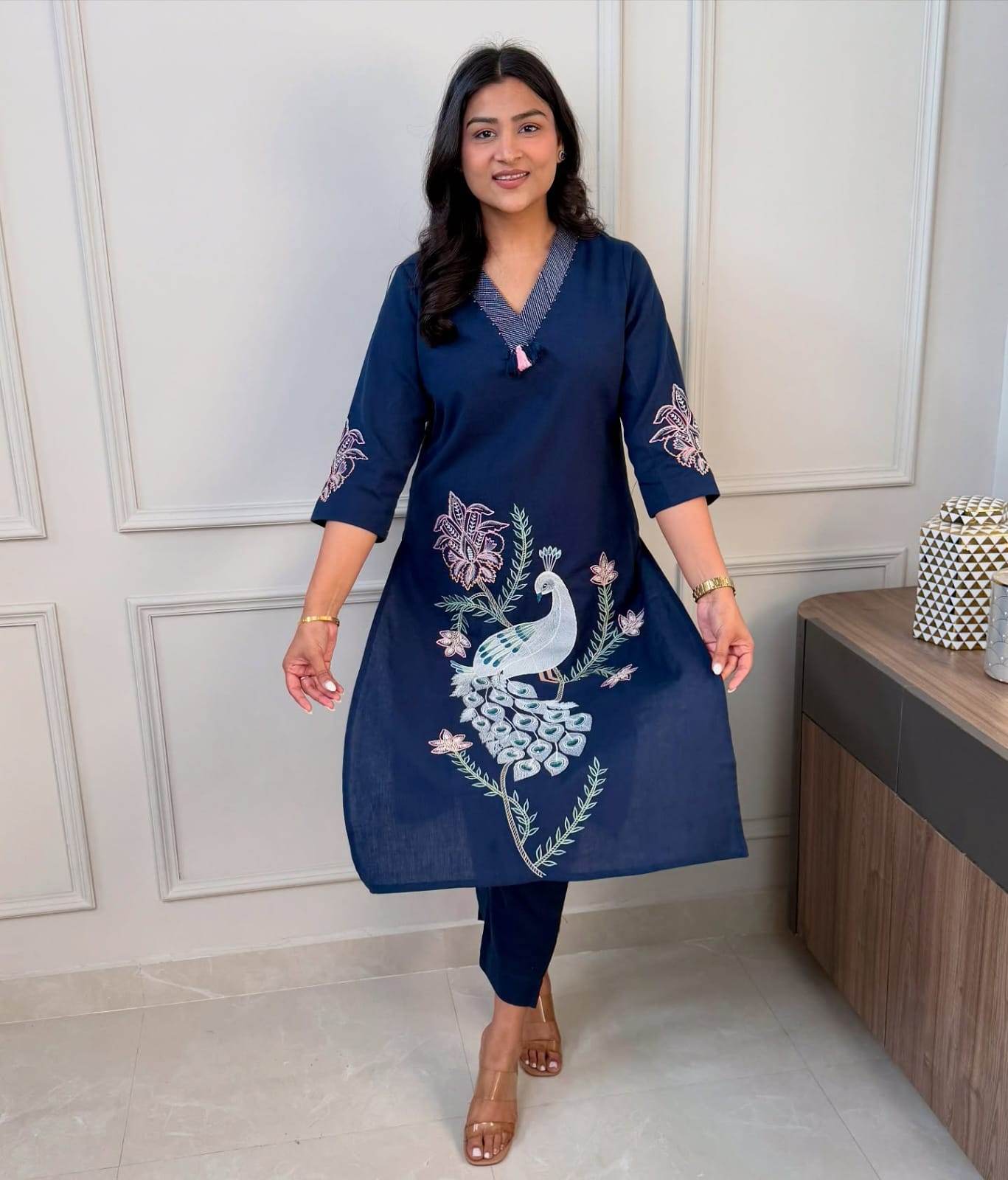 Classy embroidered cotton kurti-pant set - Eraya