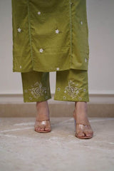 Heavy embroidered kurti-pant set with chiffon dupatta - Eraya
