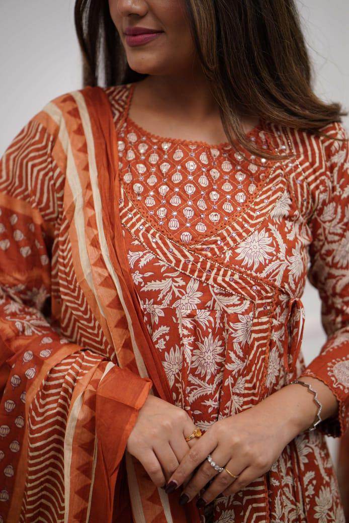 Flared sanganeri anarkali set with cotton mulmul dupatta - Eraya