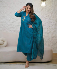 Front embroidered cotton kurti-pant and dupatta set - Eraya