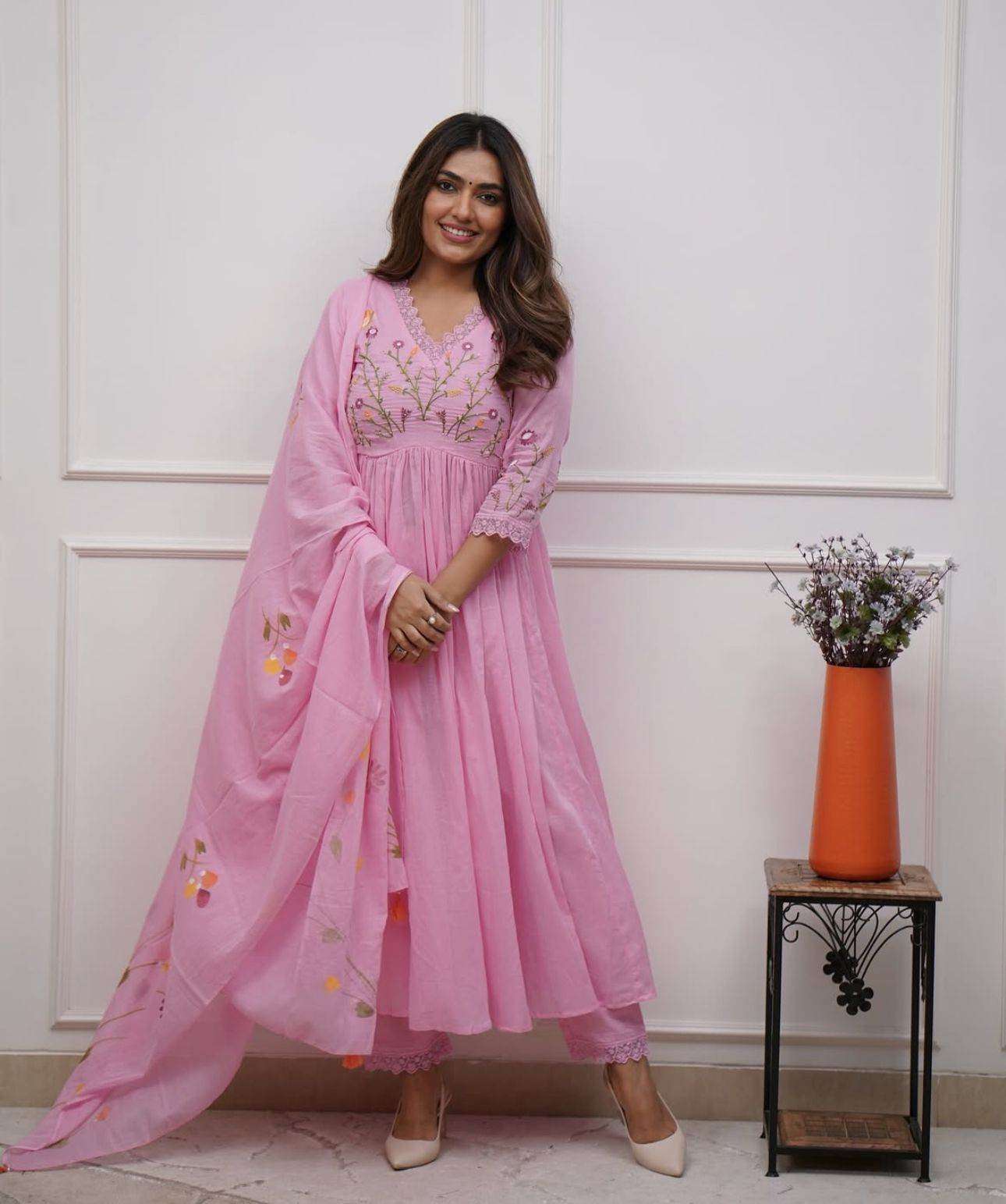 Heavy floral embroidered cotton kurti set - Eraya