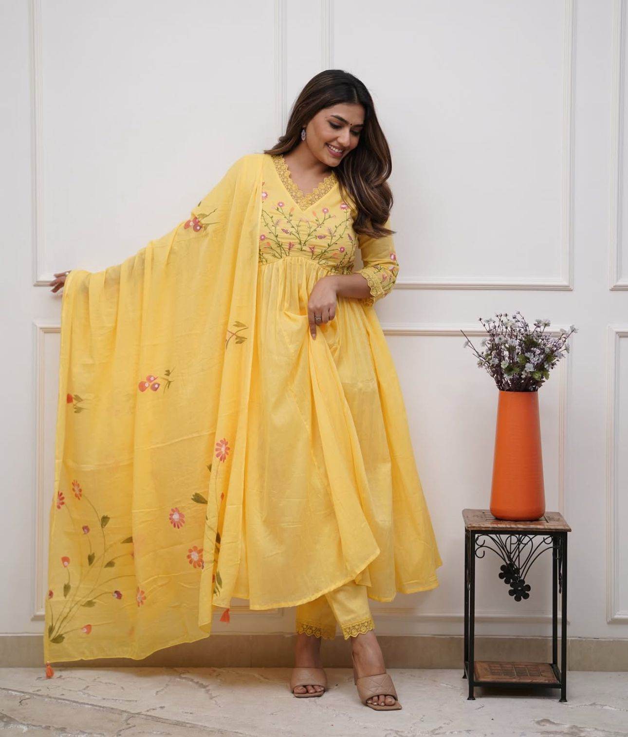 Heavy floral embroidered cotton kurti set - Eraya