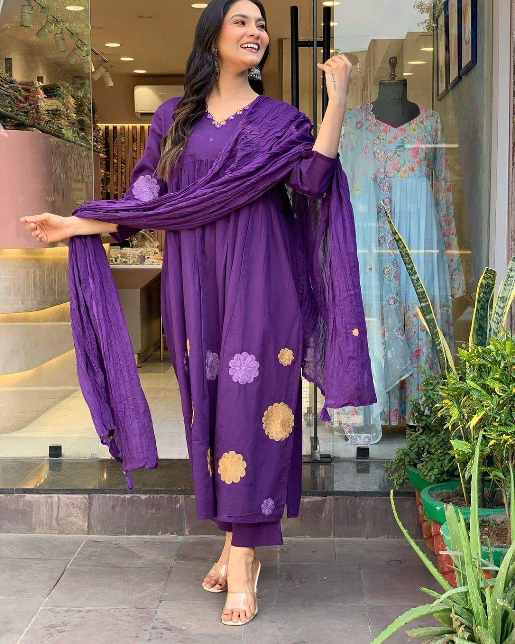 Beautiful A-line aari work kurti-pant and dupatta set - Eraya