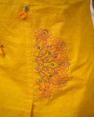 Beautiful dobby cotton co-ord set with tussle design