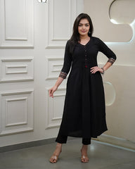 Designer sleeves cotton kurti with pintex work-set