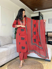 The jaipuri style: yoke detailed cotton three piece set