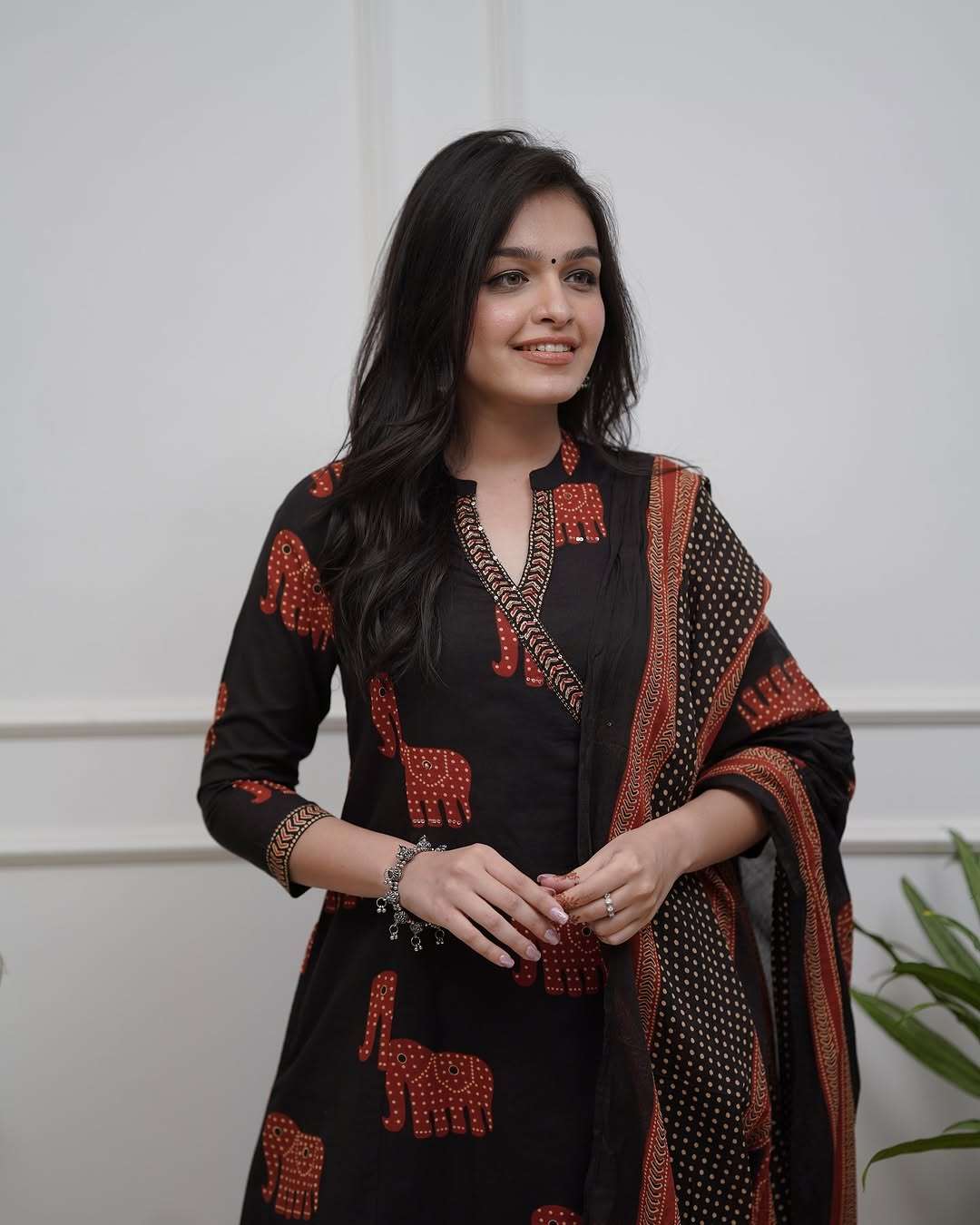 Angarkha style cotton kurt set