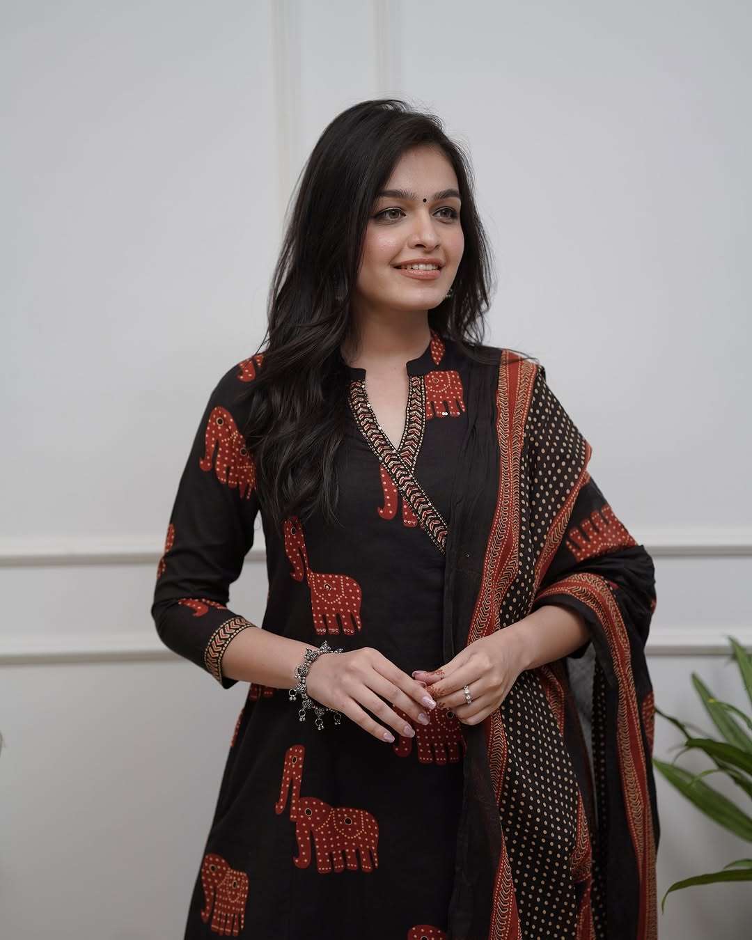 Angarkha style cotton kurt set