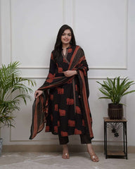 Angarkha style cotton kurt set