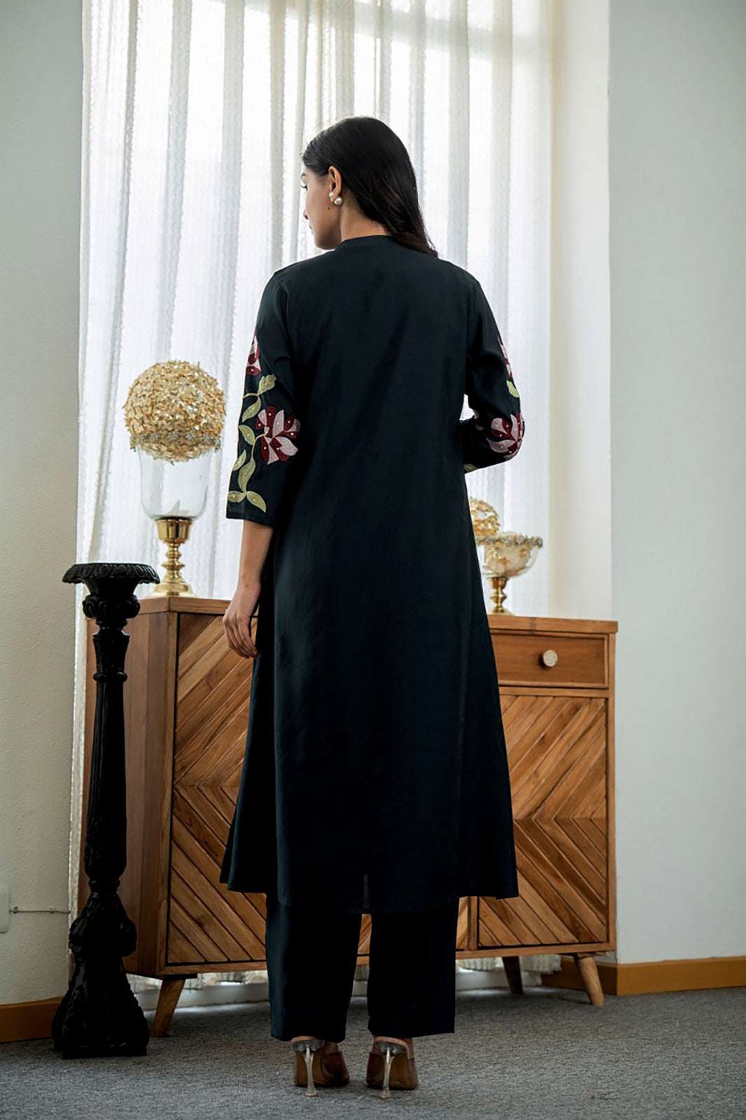 Beautiful design embroidery work long kurta-pant set