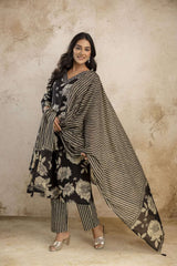 Pure cotton kurta set with printed dupatta and pants