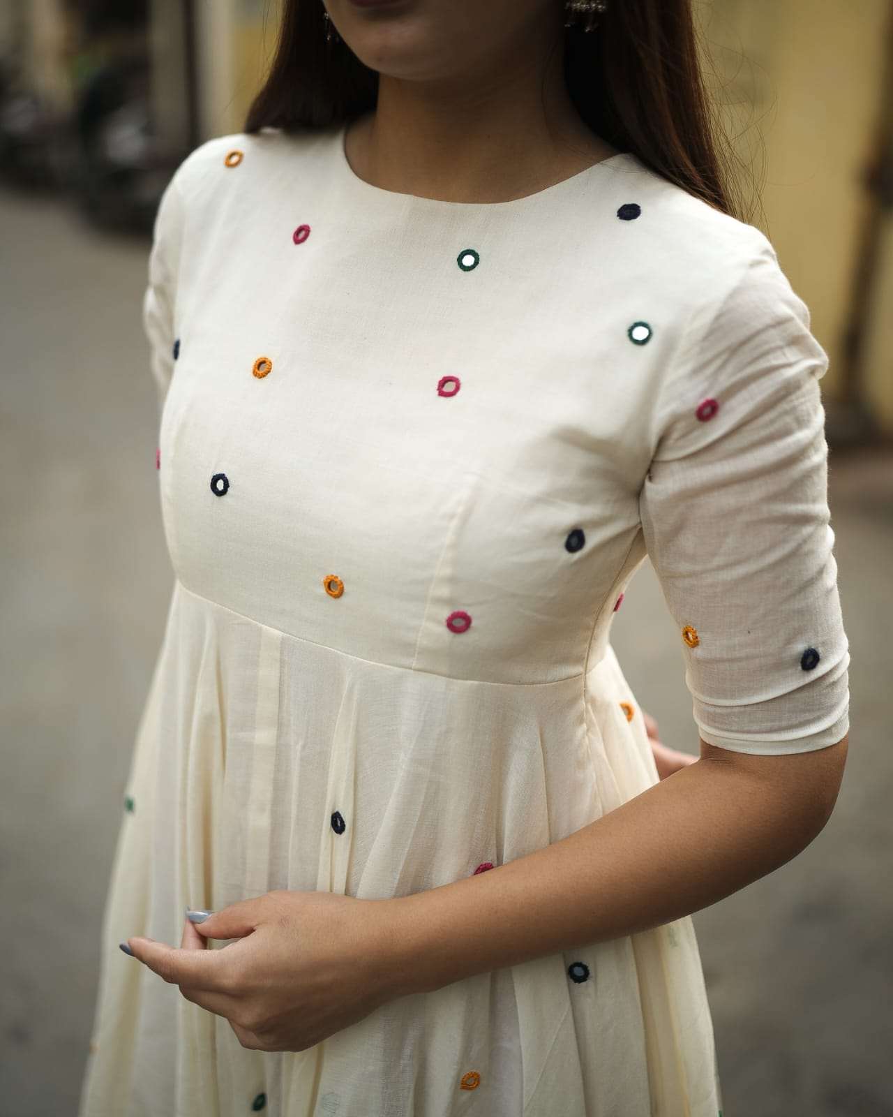 Shwet satrangi anarkali kurta (set of 2)