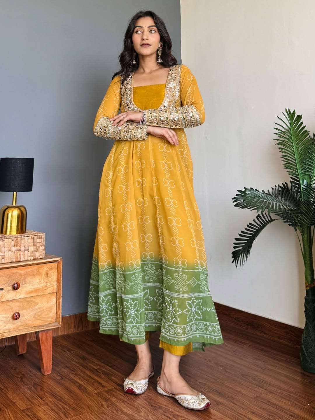 Faux georgette baggy style anarkali kurti (set of 3)