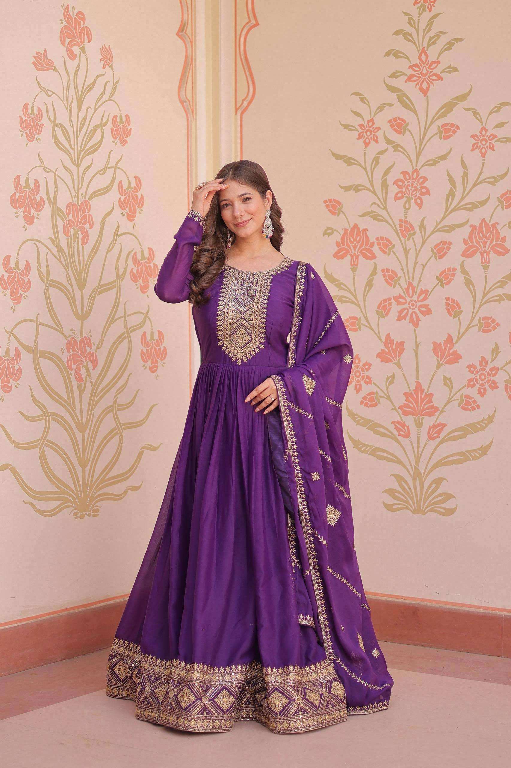Beautiful zari work designer gown (set of 2)