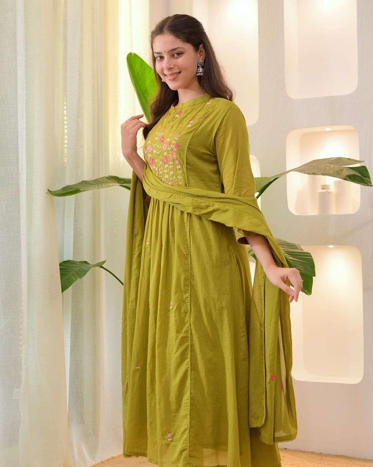 Pure cotton embroidered kurti set (set of 3)