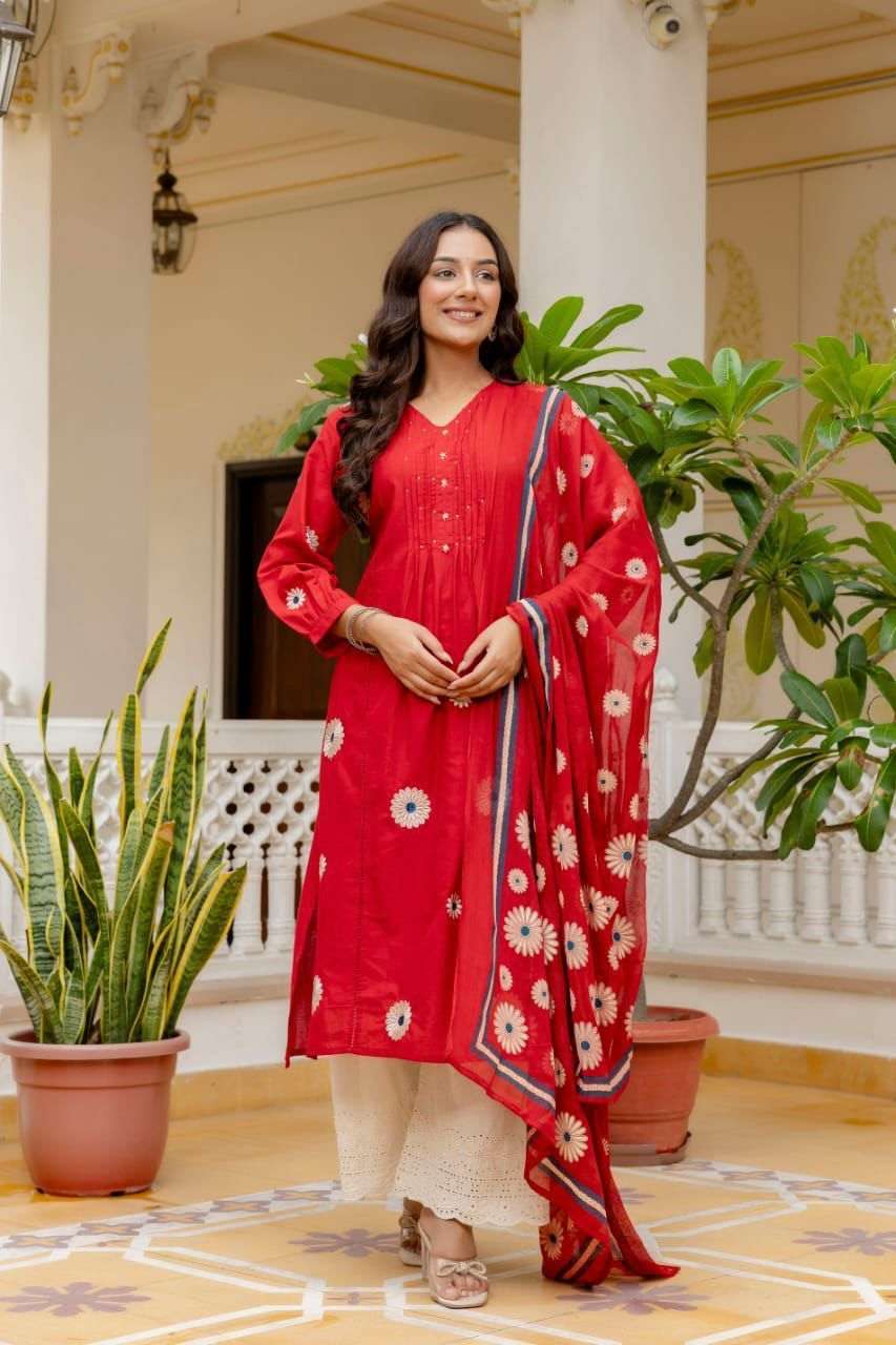 Hand embroidered pintex work kurti (set of 3)