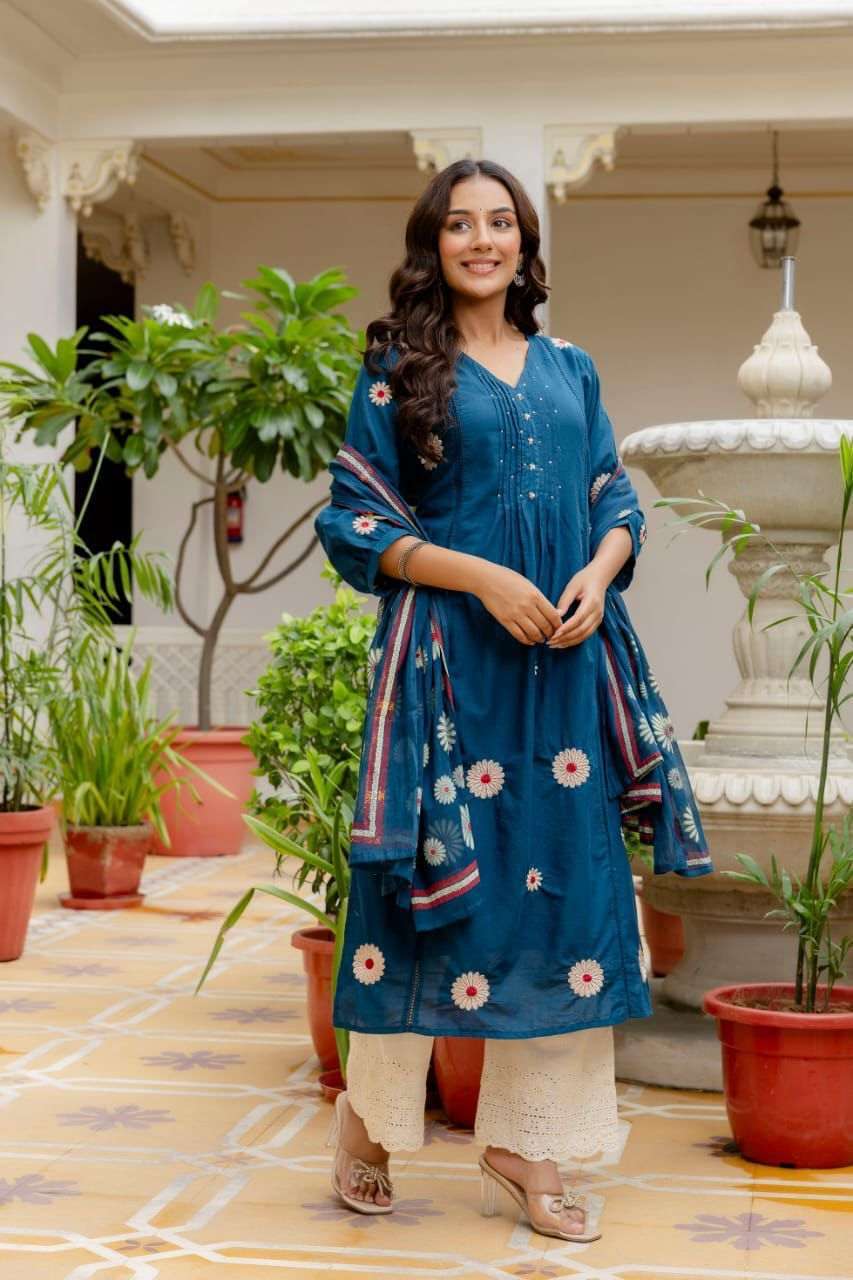 Hand embroidered pintex work kurti (set of 3)