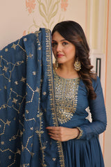 Beautiful zari work designer gown (set of 2)