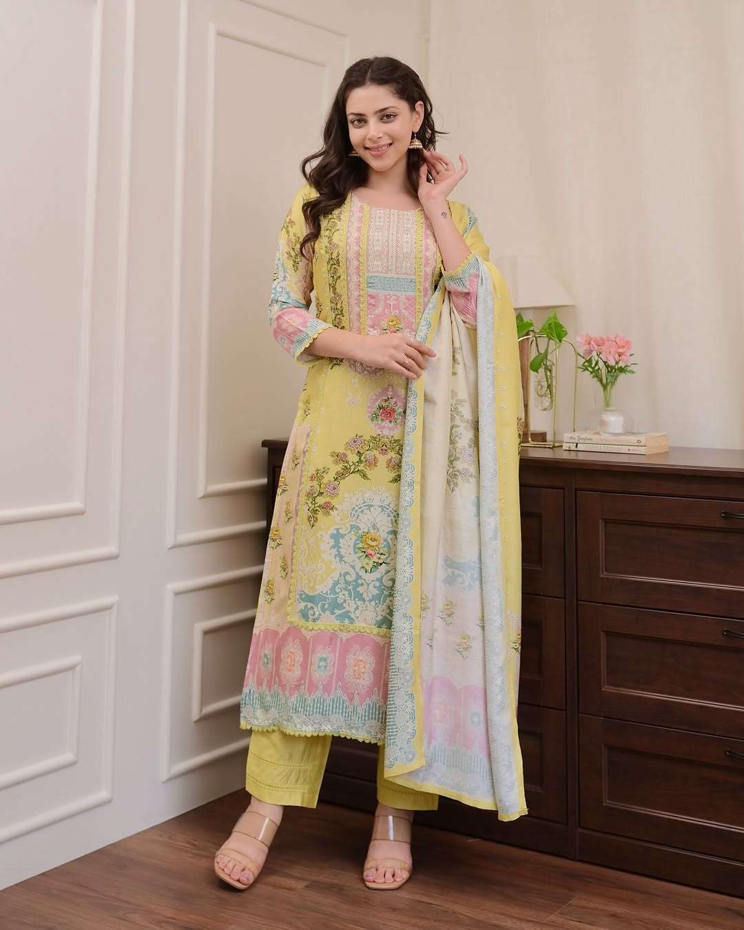 Digitally printed yellow maslin kurta (set of 3)