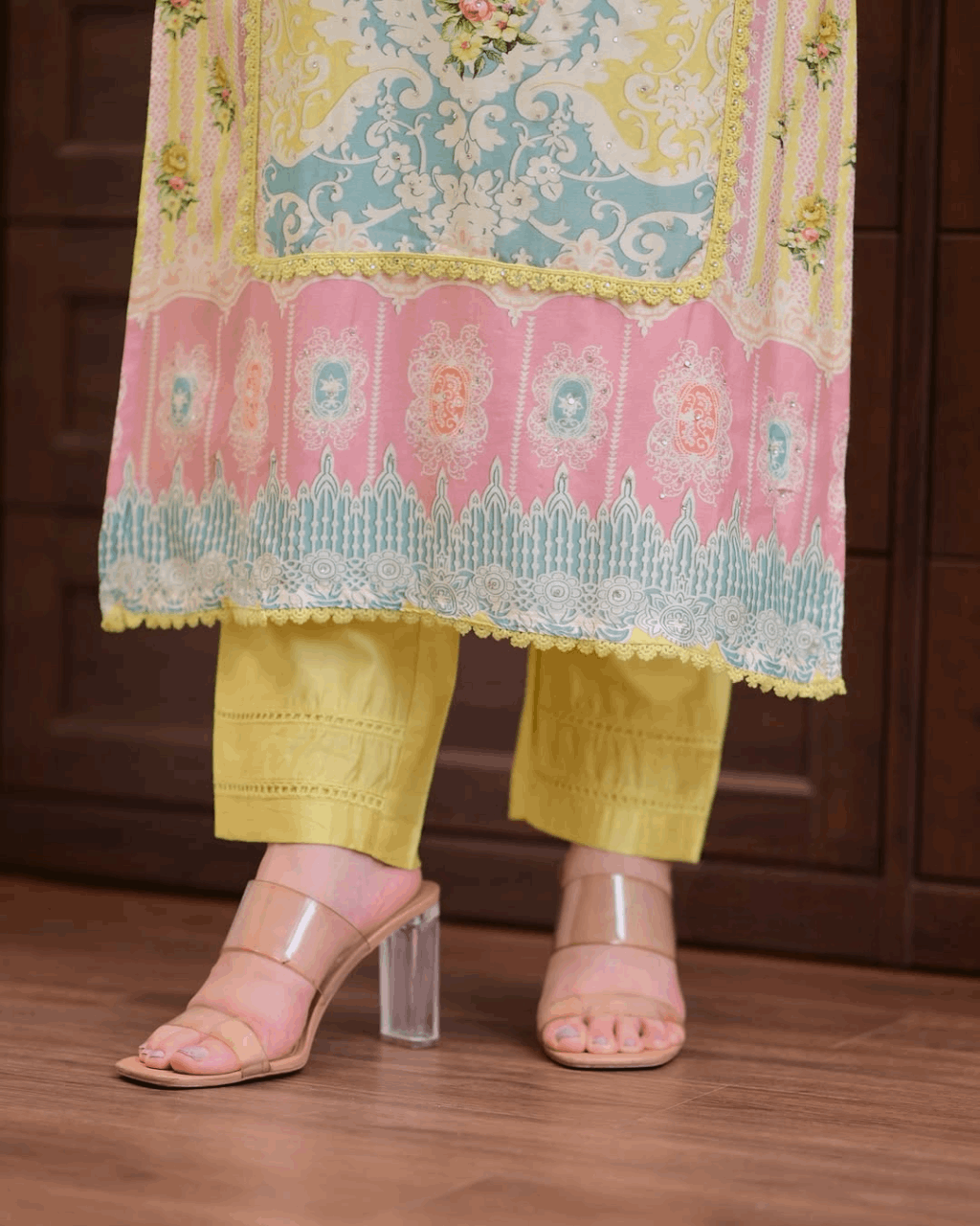Digitally printed yellow maslin kurta (set of 3)