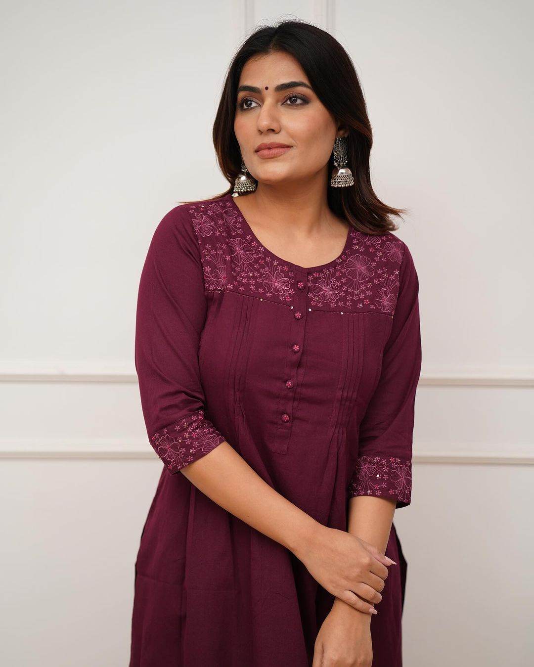 Authentic monochrome kurta set - Eraya