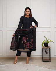 Beautifully crafted cotton kurti set - Eraya