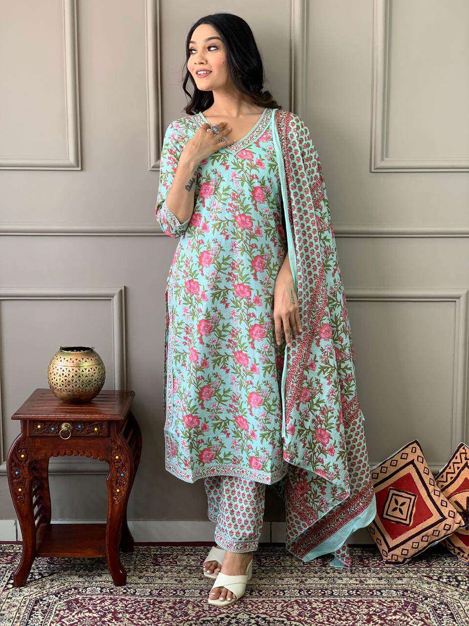 Pure cotton heavy handwork kurti set - Eraya