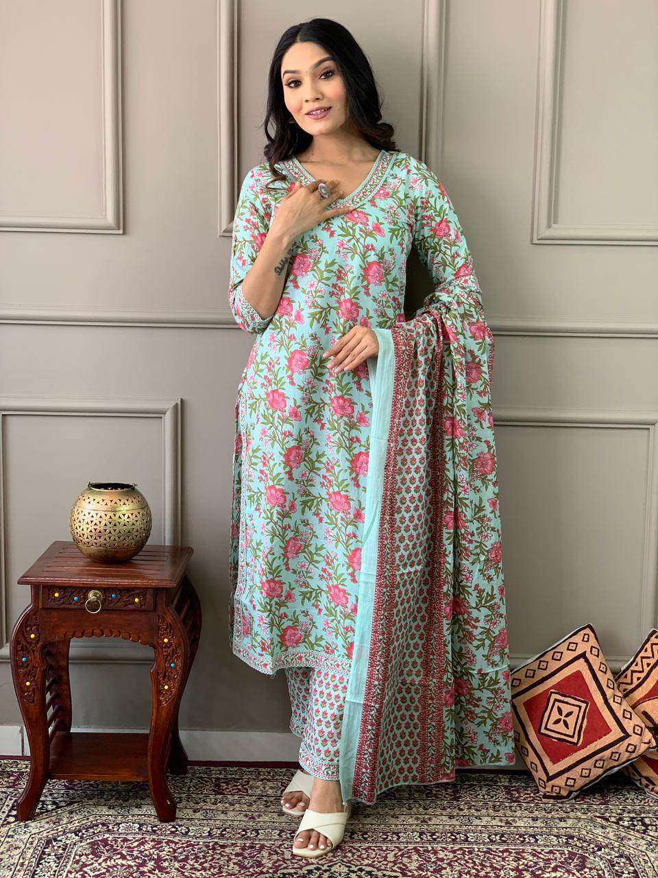 Pure cotton heavy handwork kurti set - Eraya
