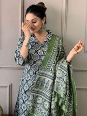 Ajrakh work cotton kurta with cotton pant and silk dupatta - Eraya