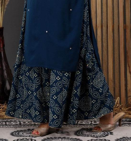 Classy divider-suit set: A partywear rayon kurti and divider - Eraya