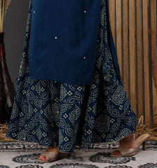 Classy divider-suit set: A partywear rayon kurti and divider - Eraya