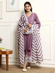 Lavender colour V-shaped cotton kurti-pant and dupatta set - Eraya