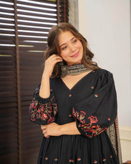 Royal black elastic baloon sleeve pattern anarkali set - Eraya