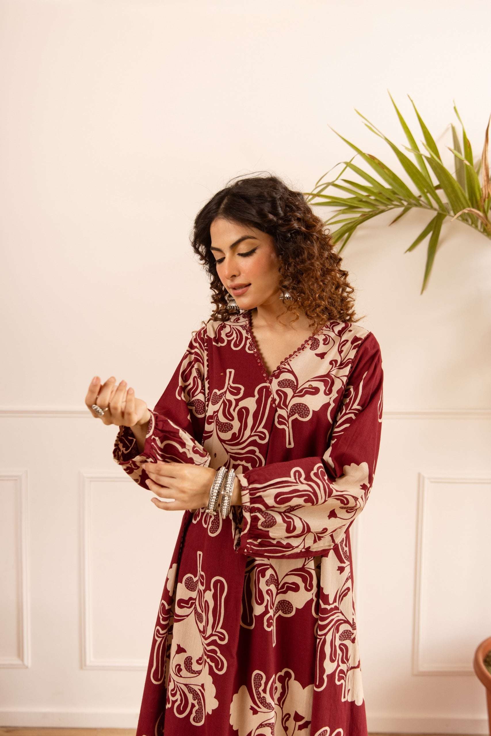 Tarini Crimson Regal Kurta- Maroon (set of 2)