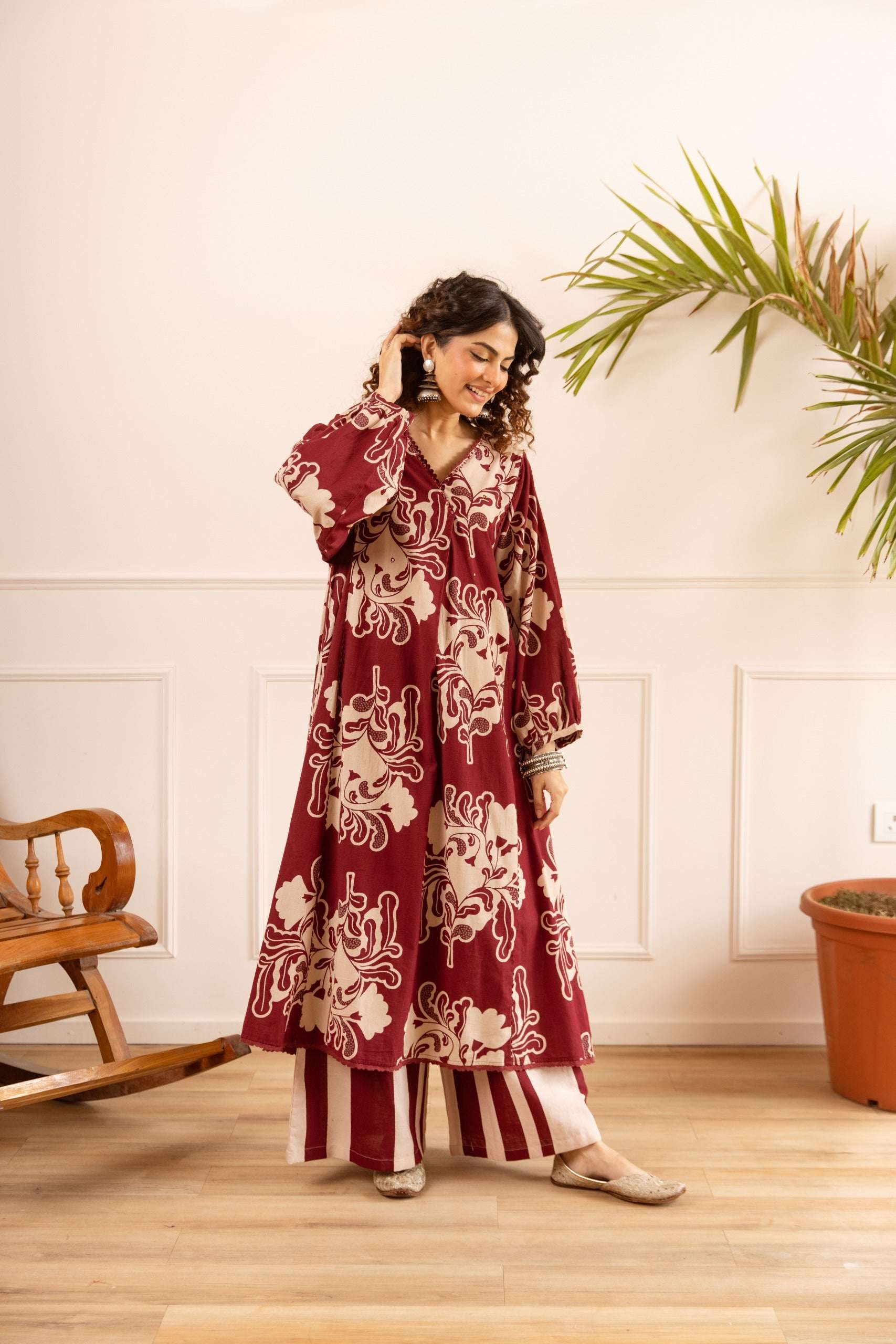 Tarini Crimson Regal Kurta- Maroon (set of 2)