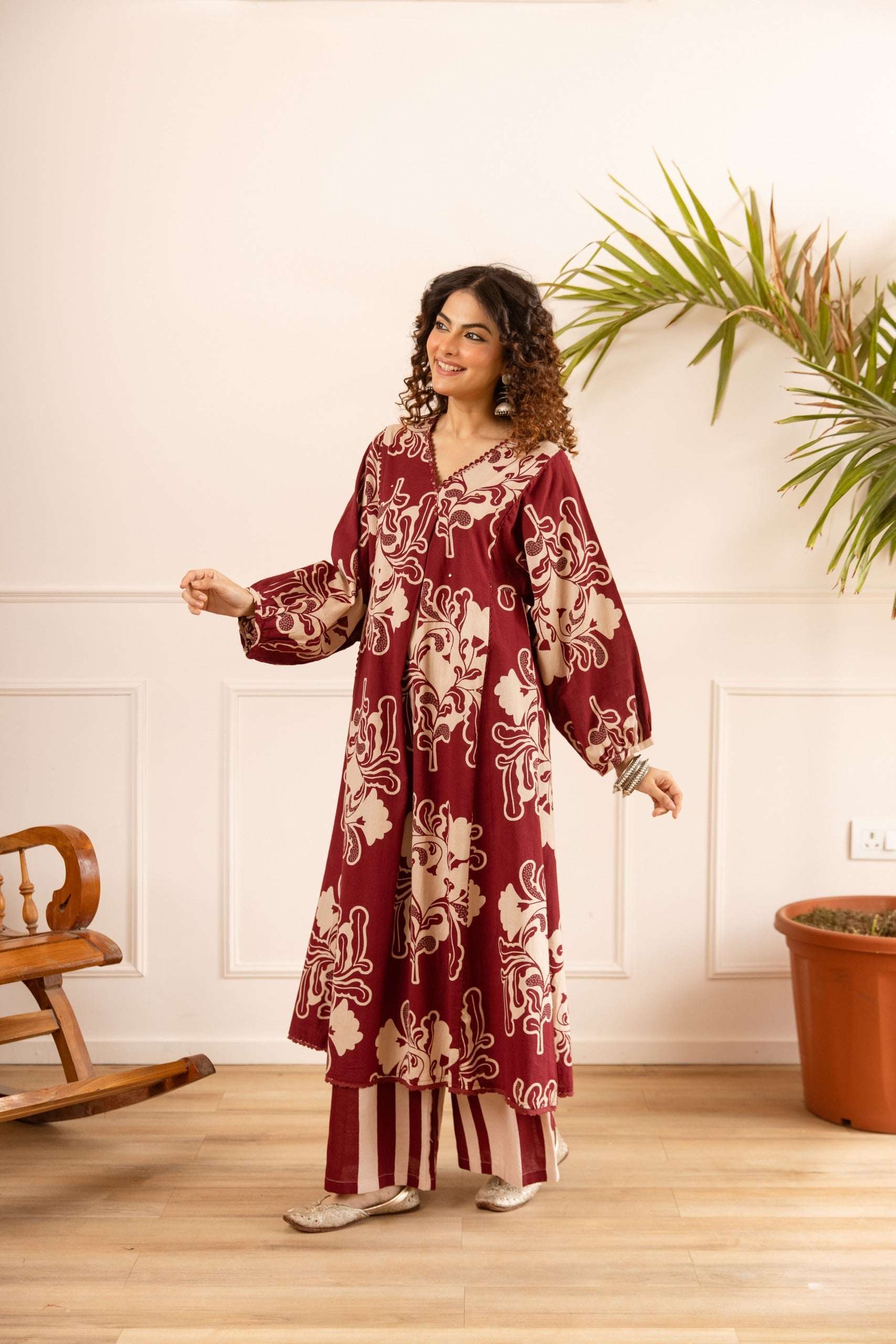 Tarini Crimson Regal Kurta- Maroon (set of 2)