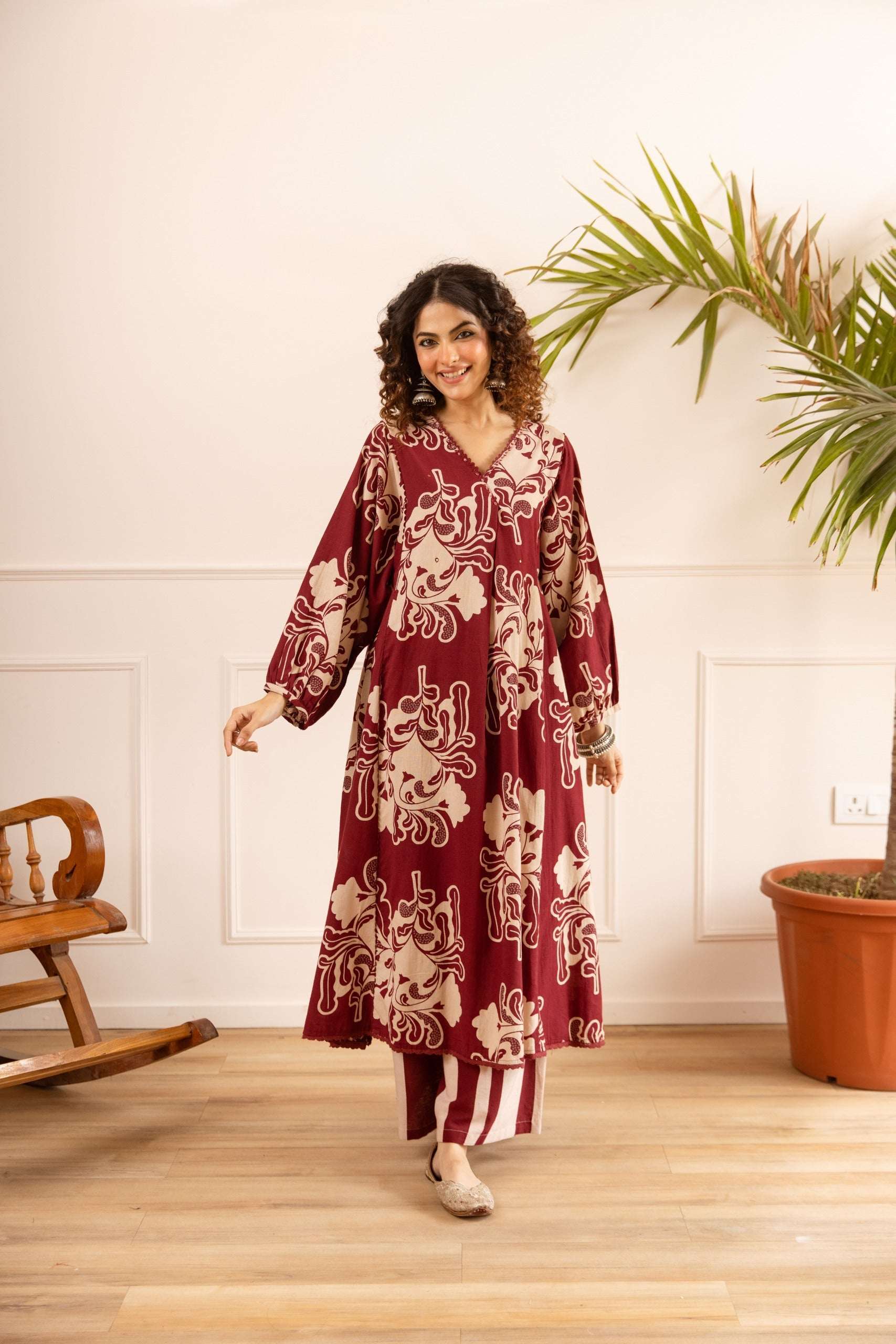 Tarini Crimson Regal Kurta- Maroon (set of 2)