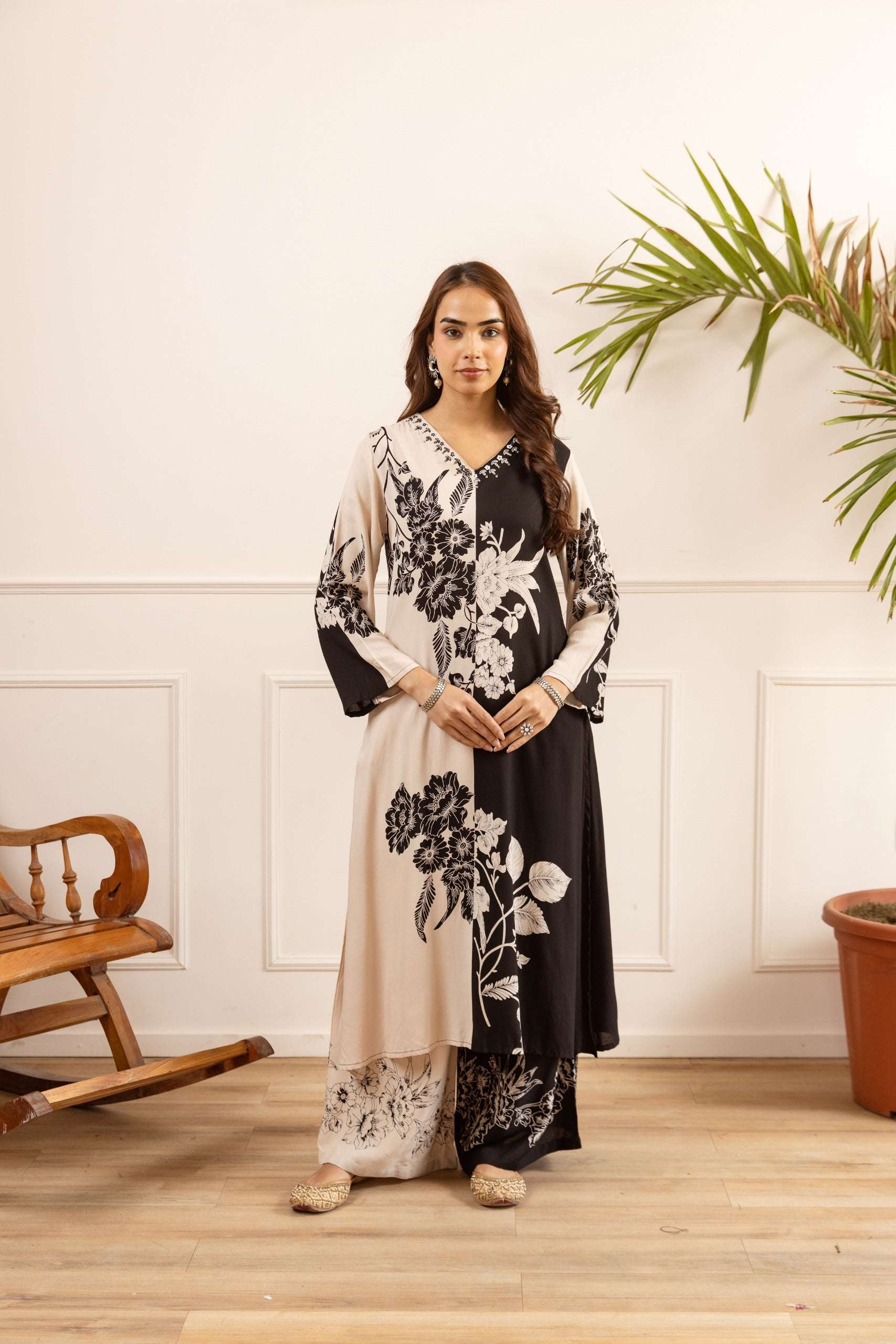 Tarini Scarlet Petal Kurta- Black (set of 2)