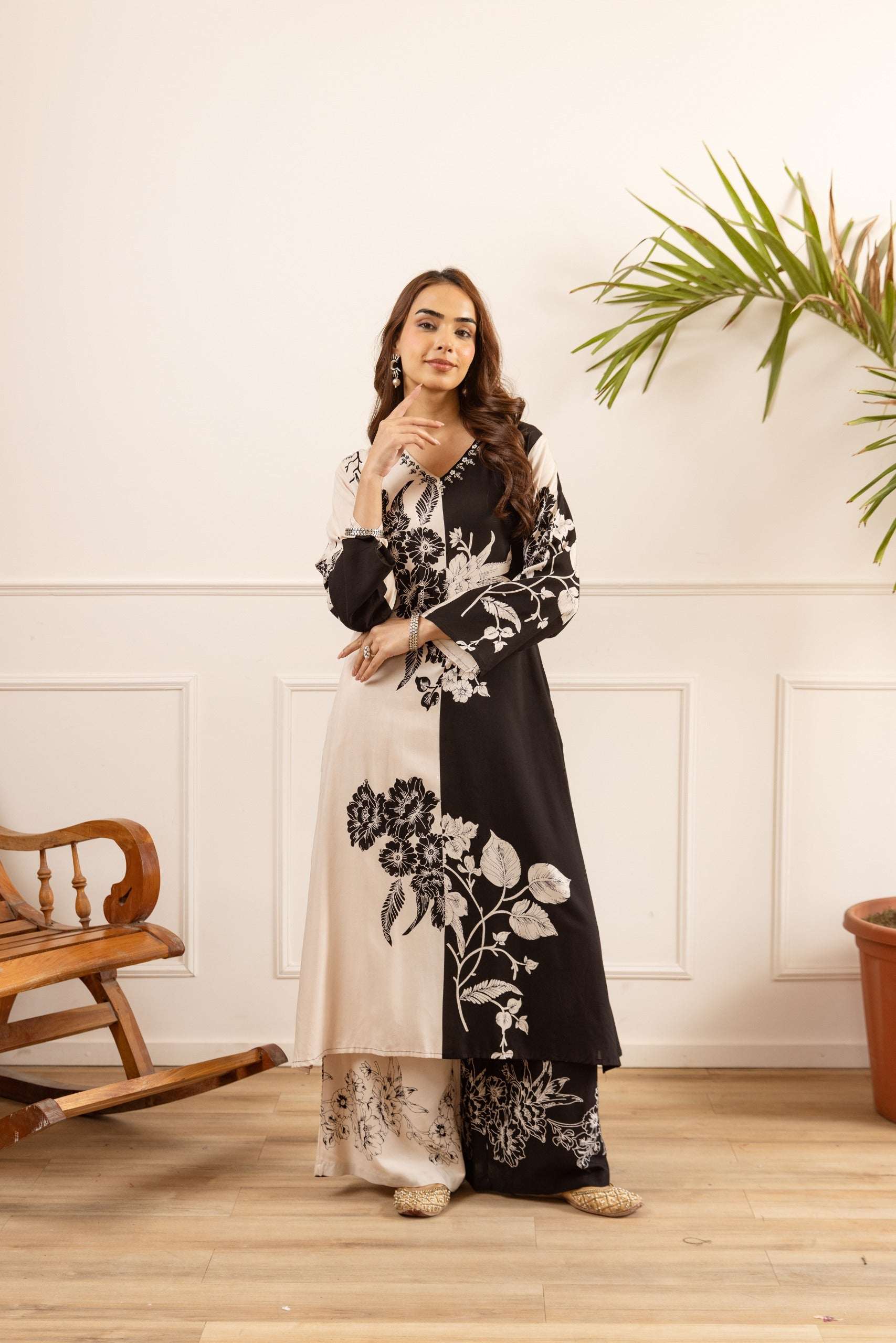 Tarini Scarlet Petal Kurta- Black (set of 2)