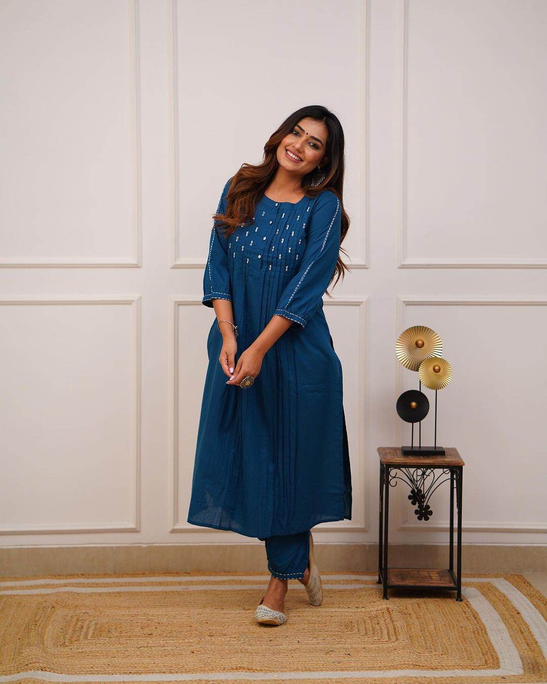 Beautiful teal blue kurti-pant set - Eraya